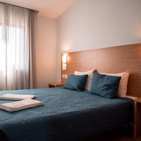 Apartamentos Honorio - Pool And Garden ヴィラモウラ エクステリア 写真
